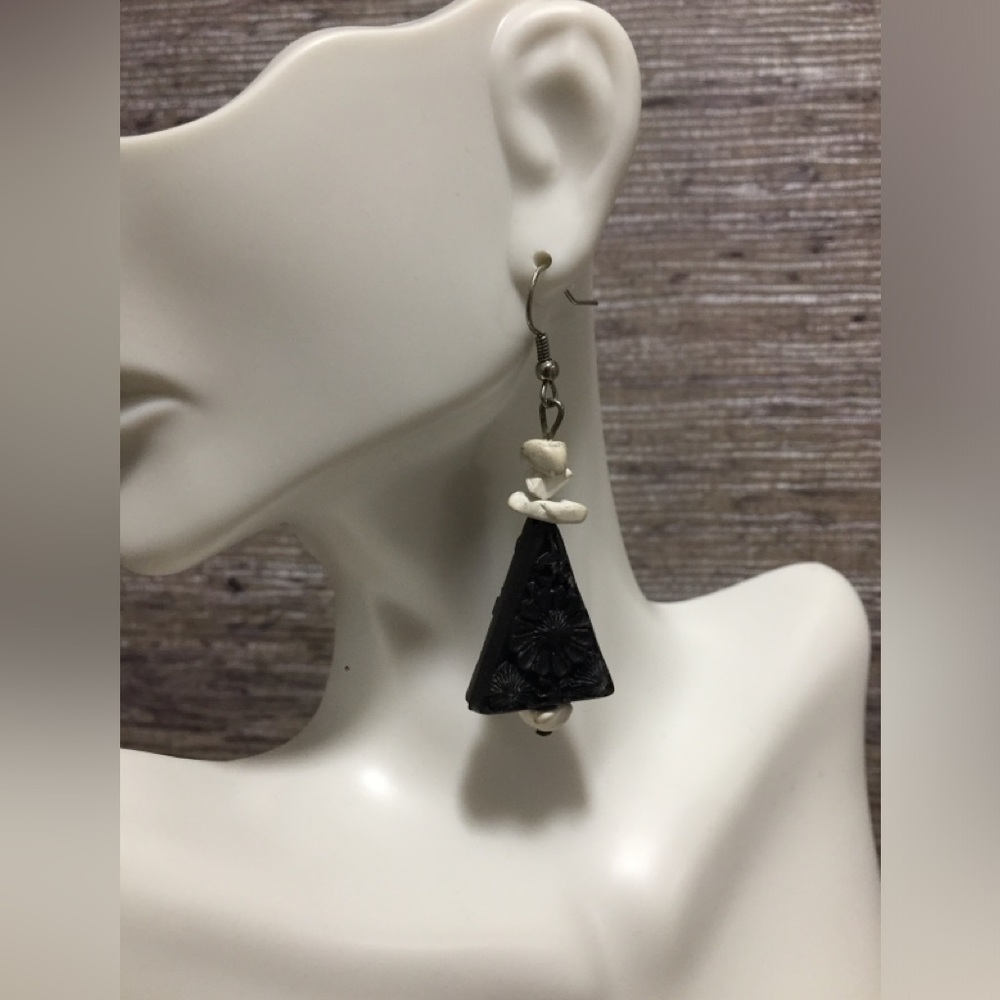Black flowers handmade earrings